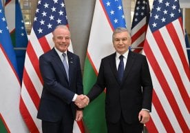 Ўзбекистон президенти Шавкат Мирзиёев ва Boeing Global