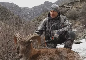 Ўзбекистонда ов қилаётган Россия фуқароси Евгений Широков.