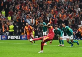 «Галатасарой» ҳужумчиси Виктор Осимҳен «Ливерпул»га (1:0)