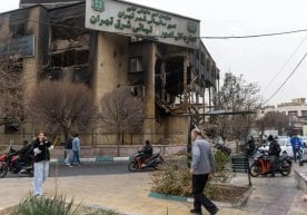 Эронда минглаб одамлар ҳаётига зомин бўлган норозилик