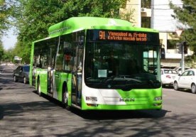 Avtobusda yurganda nimalar qilmaslik lozim? Adliya