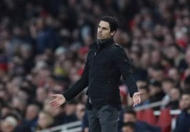 “Арсенал” сўнгги марта 2004 йилда Англия Премьер-лигасида