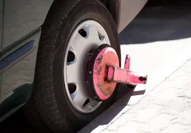 Фото: saeima.lv Латвия «Йўл ҳаракати тўғрисида»ги қонунга