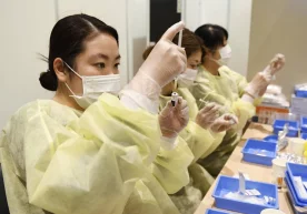 Фото: KYODO Япониянинг COVID-19га қарши илк вакцинаси