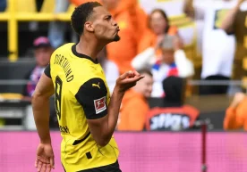 Дортмунднинг "Боруссия" клуби ярим ҳимоячиси