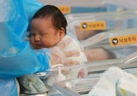 Жанубий Кореяда туғилиш кўрсаткичлари сўнгги йилларда