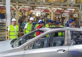 UzAuto Motors компанияси компьютер техникаси харидига доир