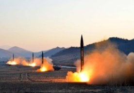 Pentagon Shimoliy Koreya raketalarini urib tushiradi фото