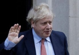Koronavirusga chalingan Boris Jonson shifoxonaga yotqizildi фото