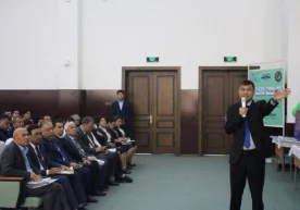 2019 yil. Buxoro Davlat universitetida prof. Ibodullayev