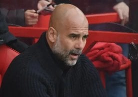 Англия Премьер Лигаси сўнгги ҳафталарда фақат майдонда