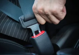 Соғлиқни сақлаш вазирлиги автомобилда хавфсизлик камарини