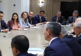 Президент администрациясининг уч амалдори ишдан олинди.