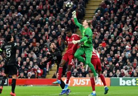 ПСЖ қақпашысы Матвей Сафонов Париж клубының УЕФА