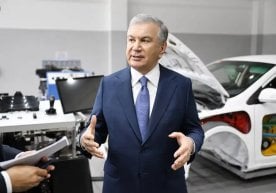 Президент Урганчда Касбий кўникмалар минтақавий марказини бориб кўрди фото
