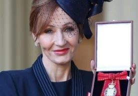 Гарри Поттер ҳақидаги романлар муаллифи Жоан Роулинг