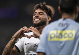 Италиянинг "Рома" клуби Бразилия