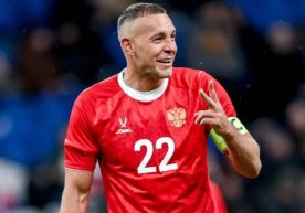 Россия терма жамоаси бош мураббийи Валерий Карпин штабида