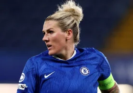 La leyenda del Chelsea, Millie Bright, ha respondido con