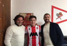 O‘zbekistonlik futbolchi Portugaliya klubiga o‘tdi фото