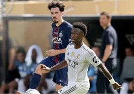 Мадриднинг " Реал Мадрид" клуби таркибни янгилаш