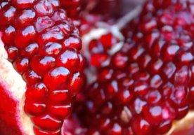 Scientists find pomegranate reduces risk of six types of cancer фото