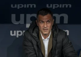 Milan kulübünün efsanevi eski savunmacısı Paolo Maldini,