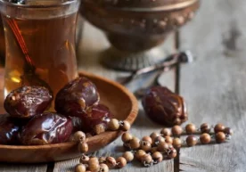 «Islam-today.ru» namoz o‘qimaydigan, spirtli ichimliklar