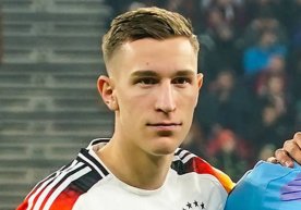 Ливерпул Германия терма жамоаси ва Дортмунднинг Боруссия