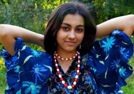 Lola qirdan enib yugurib ketarkan, biror ungurmi, jarmi