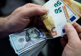 Yevro 7 yil ichida birinchi marta xalqaro to‘lovlarda dollarni ortda qoldirdi фото