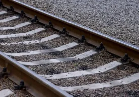 Қорақалпоғистонда темирйўлни белгиланмаган жойдан кесиб