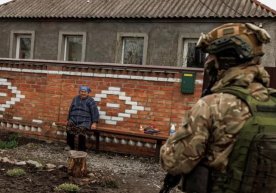 Украинадаги вазият: Донбасс катта урушга тайёрланмоқда, Киевга миллиардлаб евролик ёрдамлар келмоқда фото