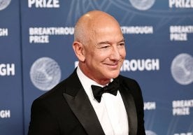 Amazon асосчиси Jeff Bezosнинг оилавий офиси раҳбари Слате