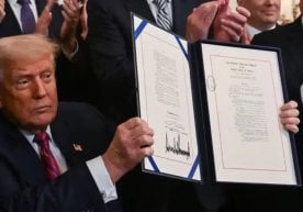 Америка крипто бозорида тарихий бурилиш: АҚШ президенти