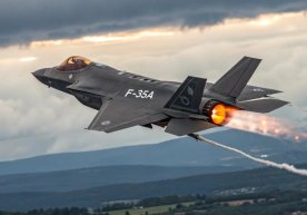 Яқин Шарқ узра кечаётган шиддатли ҳарбий тўқнашувлар