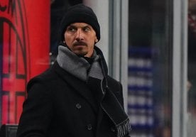 Ҳозирда Англиянинг «Фулҳем» клубида тўп сураётган Самуэл