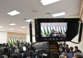 Фото: Президент матбуот хизмати Шавкат Мирзиёев педагогика