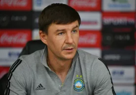 "Пахтакор" бош мураббийи Максим Шацких Coca Cola