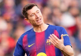 Нападающий «Барселоны» Роберт Левандовский ответил на