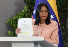 Венесуэлада сиёсий вазият яна бир бор кескин бурилиш олди.