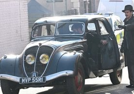 Англиянинг Сток-он-Трент шаҳрида машҳур «Ўткир нишонлар»