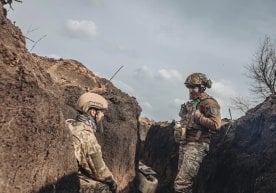 Ukrainada urushning 393-kuni: Xandaqlarda turgan va oilasi bilan uchrashayotgan askarlar (foto) фото