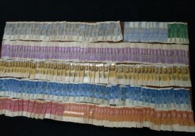 Bojxonachilar tomonidan naqd xorijiy valyutalarni