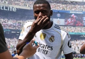 Мадриднинг "Реал" клуби ҳимоячиси Антонио