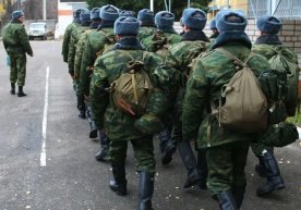 Rossiyada og‘ir jinoyat uchun sudlangan shaxslarni harbiy xizmatga chaqirishga ruxsat berildi фото