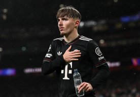 Мюнхеннинг «Бавария» клуби ҳужумкор ярим ҳимоячиси Леннарт