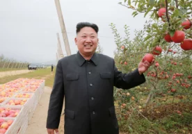 Rossiya deputatlari Kim Chen Inni Moskvaga taklif qilishdi фото