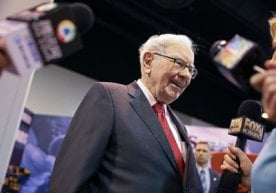 Berkshire Hathaway компанияси соҳиби ва дунёнинг энг