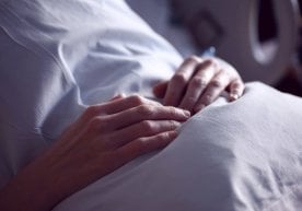 COVID-19 беморлари тузалгандан кейин ҳам ғалати аломатлардан шикоят қилишяпти фото